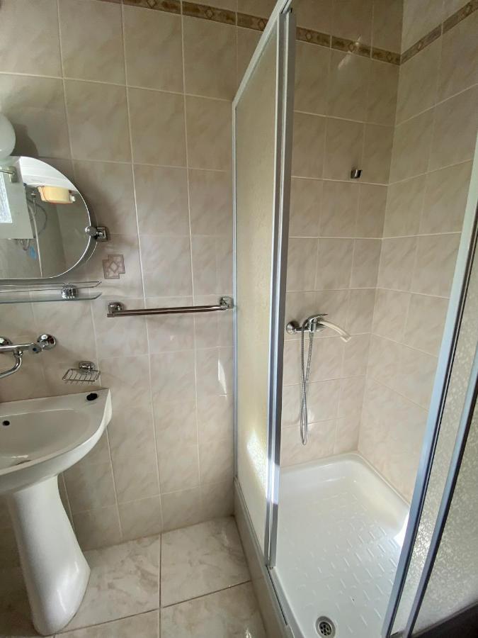 Toereki 34 Vendeghaz Apartmán *